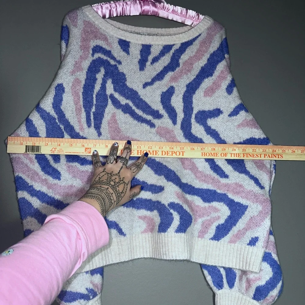 Soft Abstract Zebra Sweater w/ Puffy Sleeves Cozy Warm Balloon Sleeve Knit